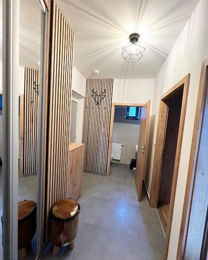 U Jelena Harrachov - Rodinny Apartman U Lesa S Garazi 외부 사진