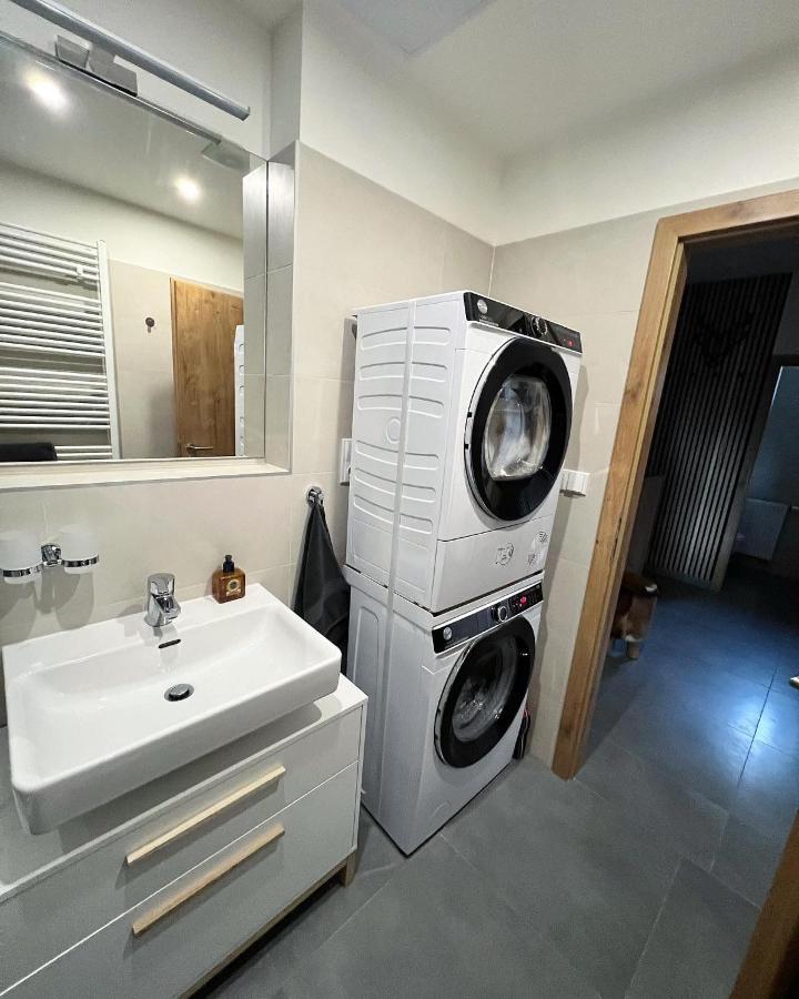 U Jelena Harrachov - Rodinny Apartman U Lesa S Garazi 외부 사진